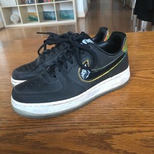 Black/glitter BARELY WORN Nike Air Force 1